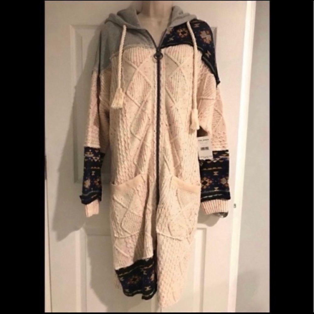 Free People Capture The Moment Hooded Sweater Cardigan Oversized Boho Jacket NWT - Picture 2 of 7